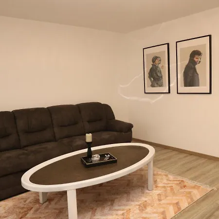 Apartment Cosy In With Balcony *